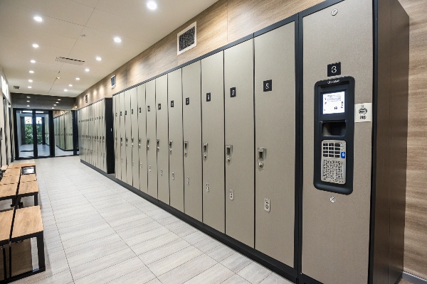 smart technology locker rooms