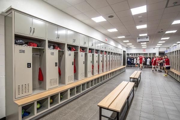 Z-lockers and space-saving layouts